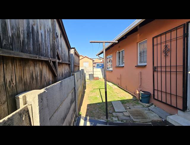 3 BEDROOM SECTIONAL TITLE FOR SALE IN ORMONDE